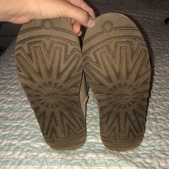 Tan Uggs! - Picture 3 of 5
